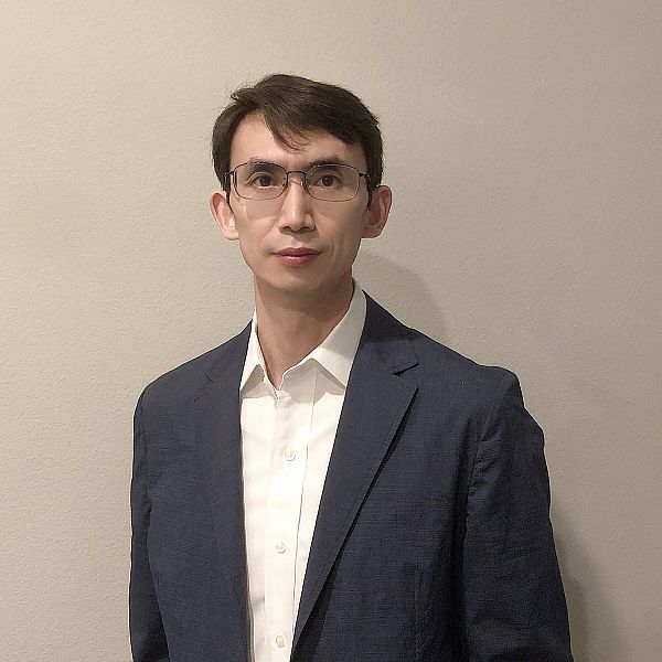 Chengde Wu headshot